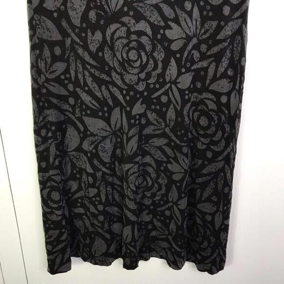 Gundrun Sjoden Dress Womens M Dark Florals Cap Sleeve V Neck Stretchy Casual - Picture 4 of 7